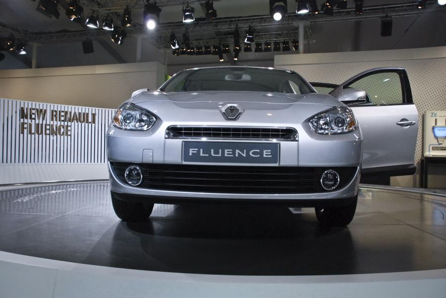  Renault Fluence 2010 года  (фото 65 из 146)